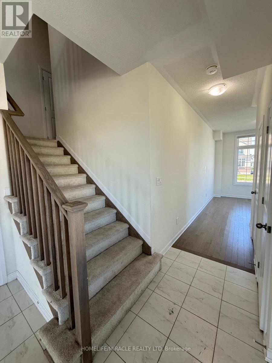 128 Oakmont Drive Property Photo 23