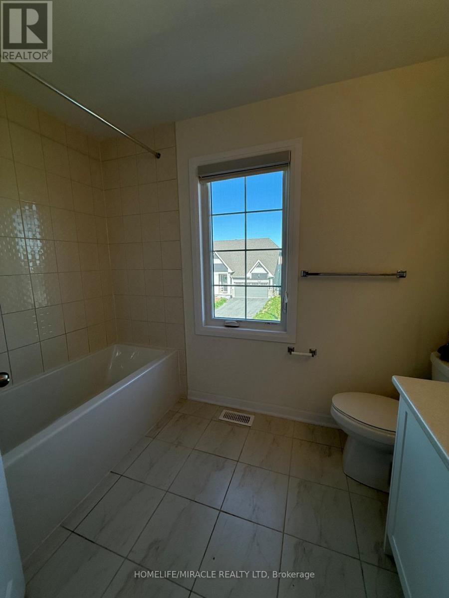 128 Oakmont Drive Property Photo 43