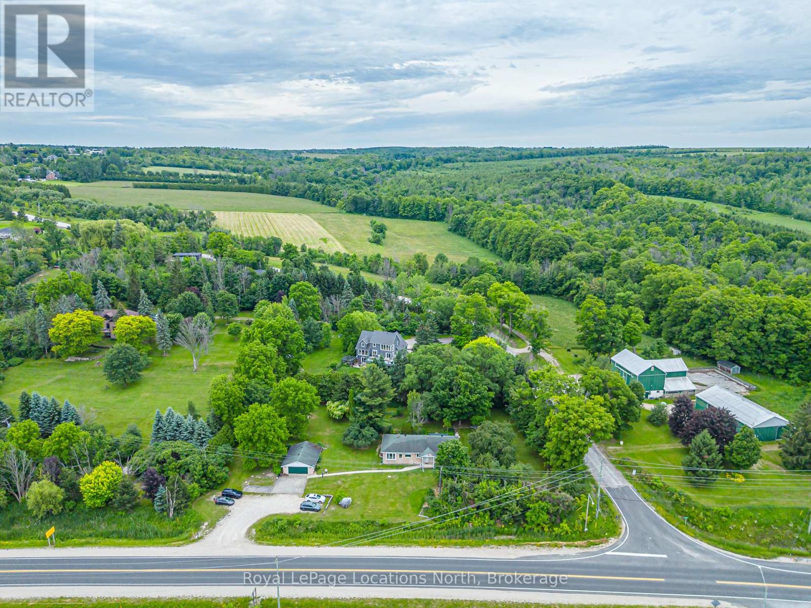 206720 Highway 26 Property Photo 2