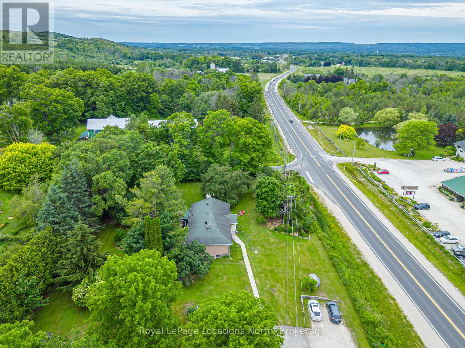 206720 Highway 26 Property Photo 4