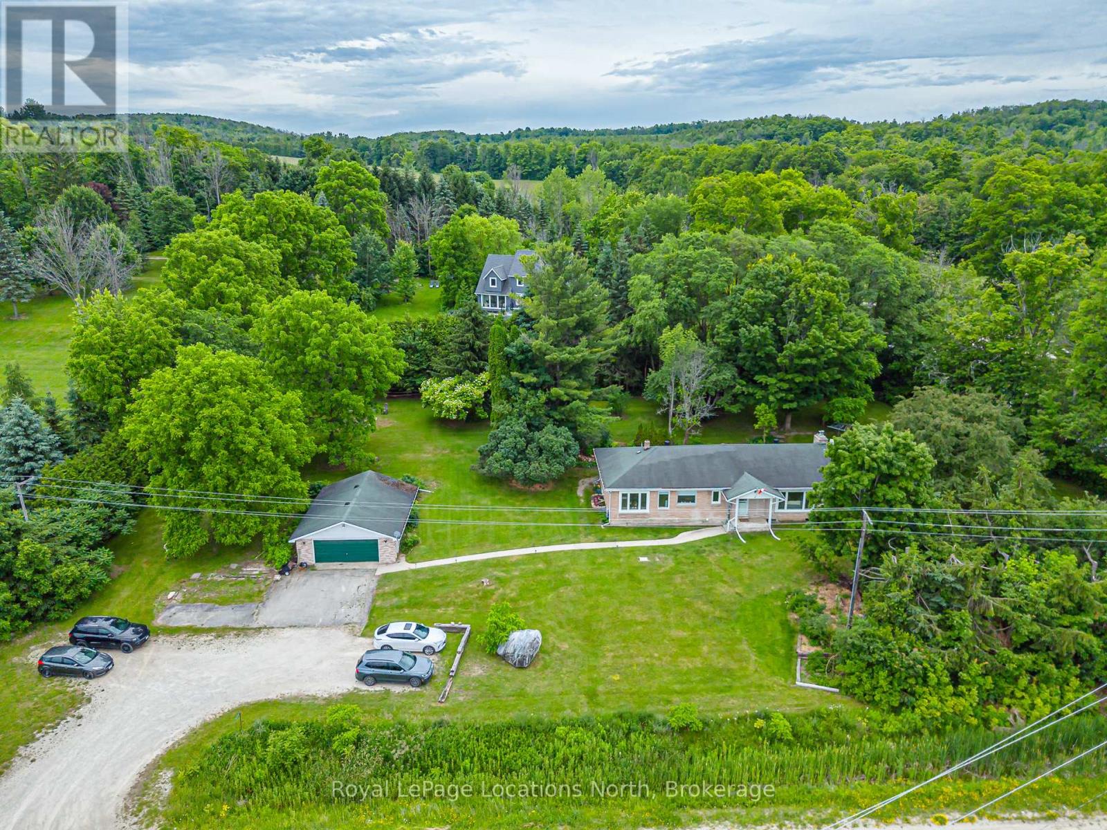 206720 Highway 26 Property Photo 6