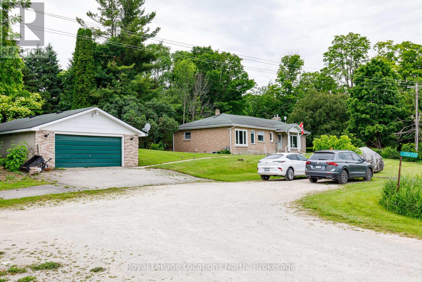 206720 Highway 26 Property Photo 7
