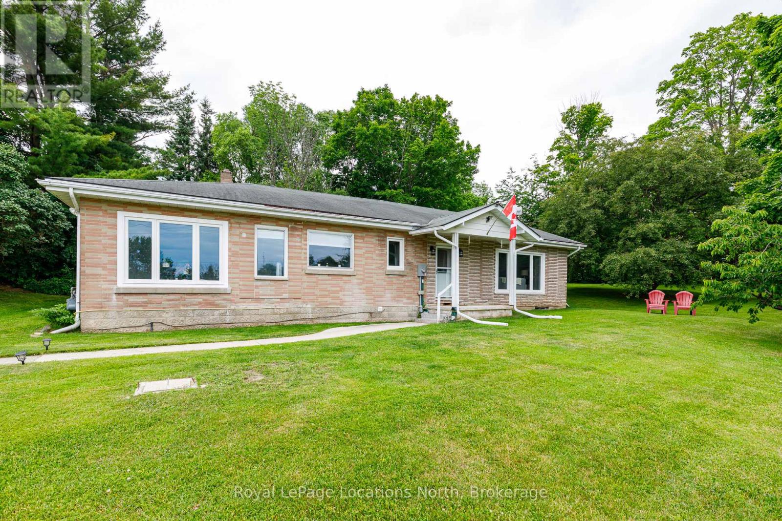 206720 Highway 26 Property Photo 8