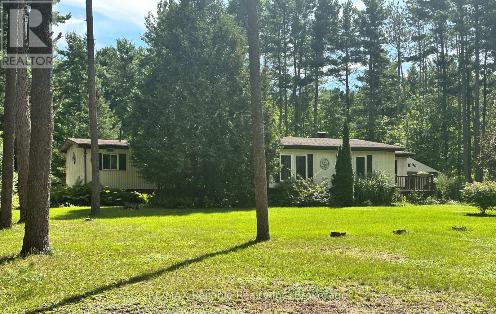 118 Tamarack Drive Property Photo 4