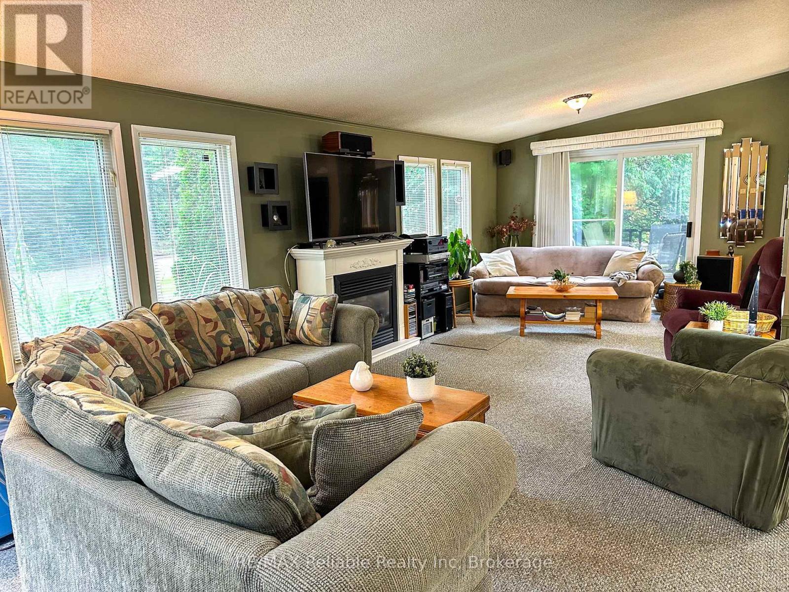 118 Tamarack Drive Property Photo 13