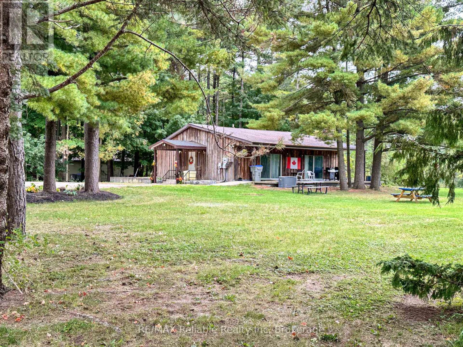 118 Tamarack Drive Property Photo 41