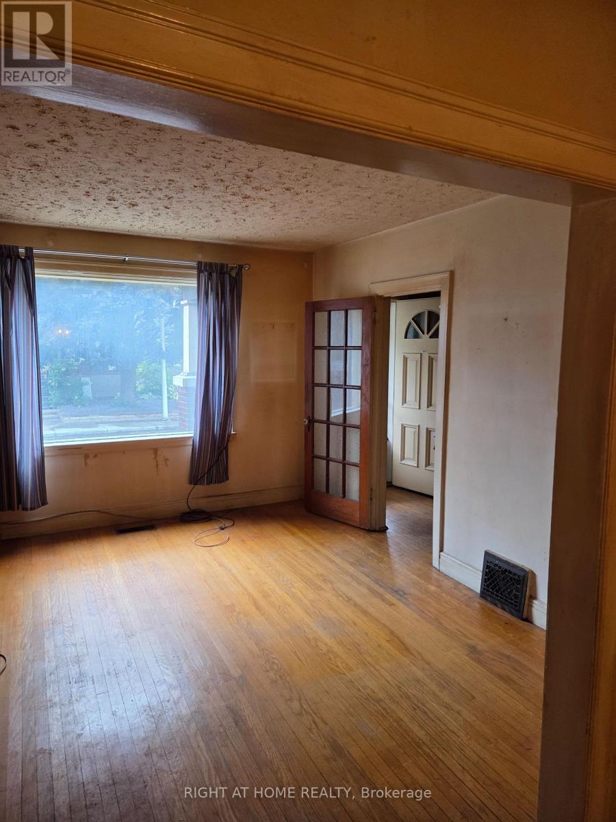 88 Lees Avenue Property Photo 3