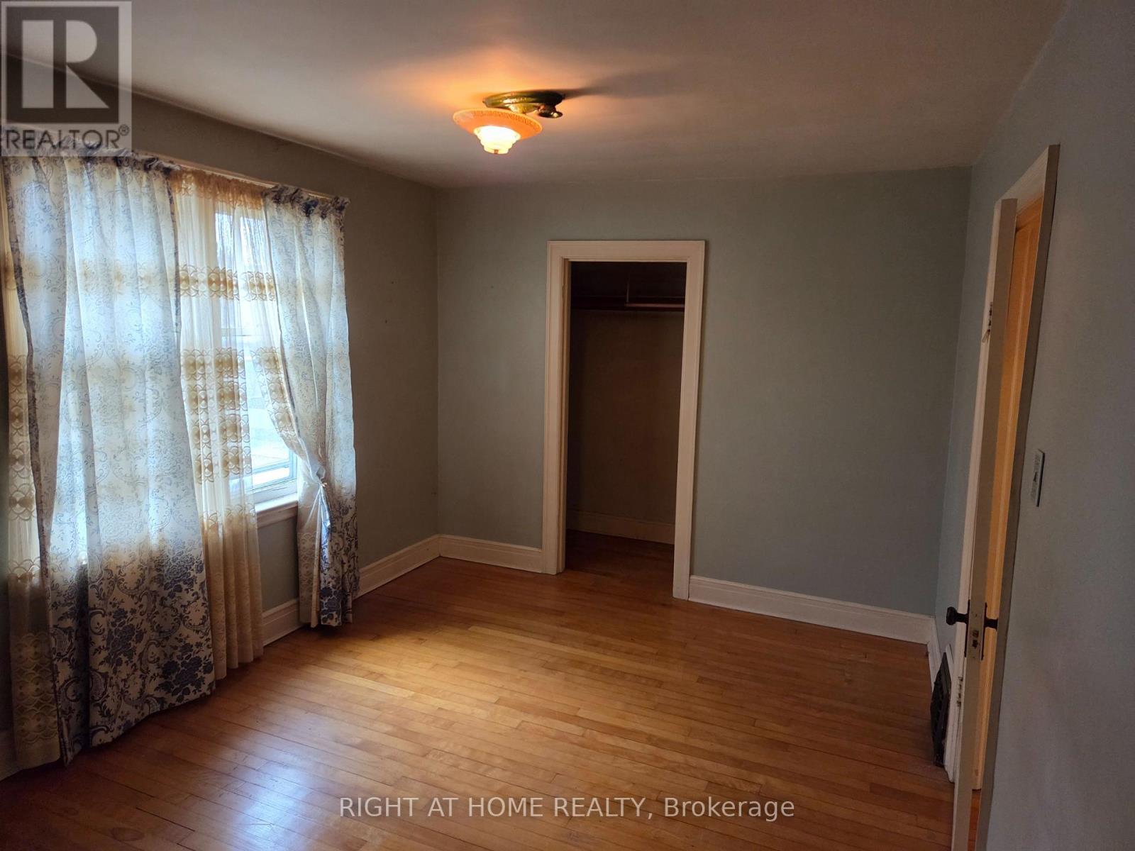 88 Lees Avenue Property Photo 8