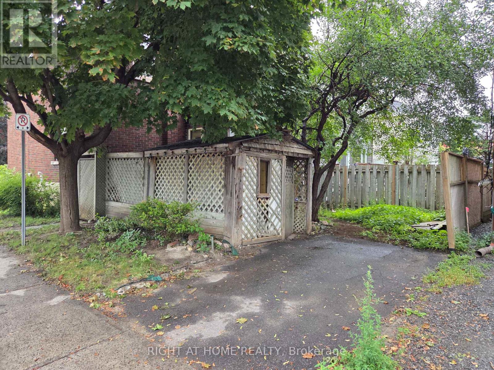 88 Lees Avenue Property Photo 13