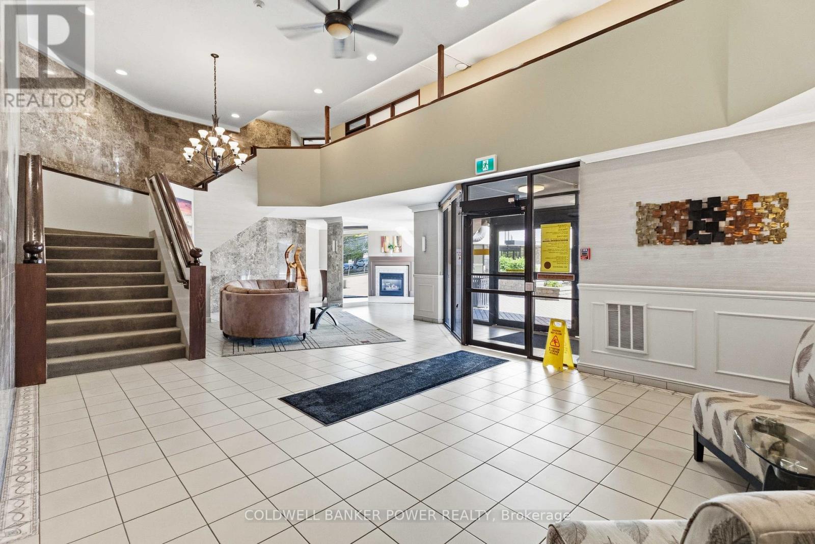 302 - 323 Colborne Street Property Photo 2