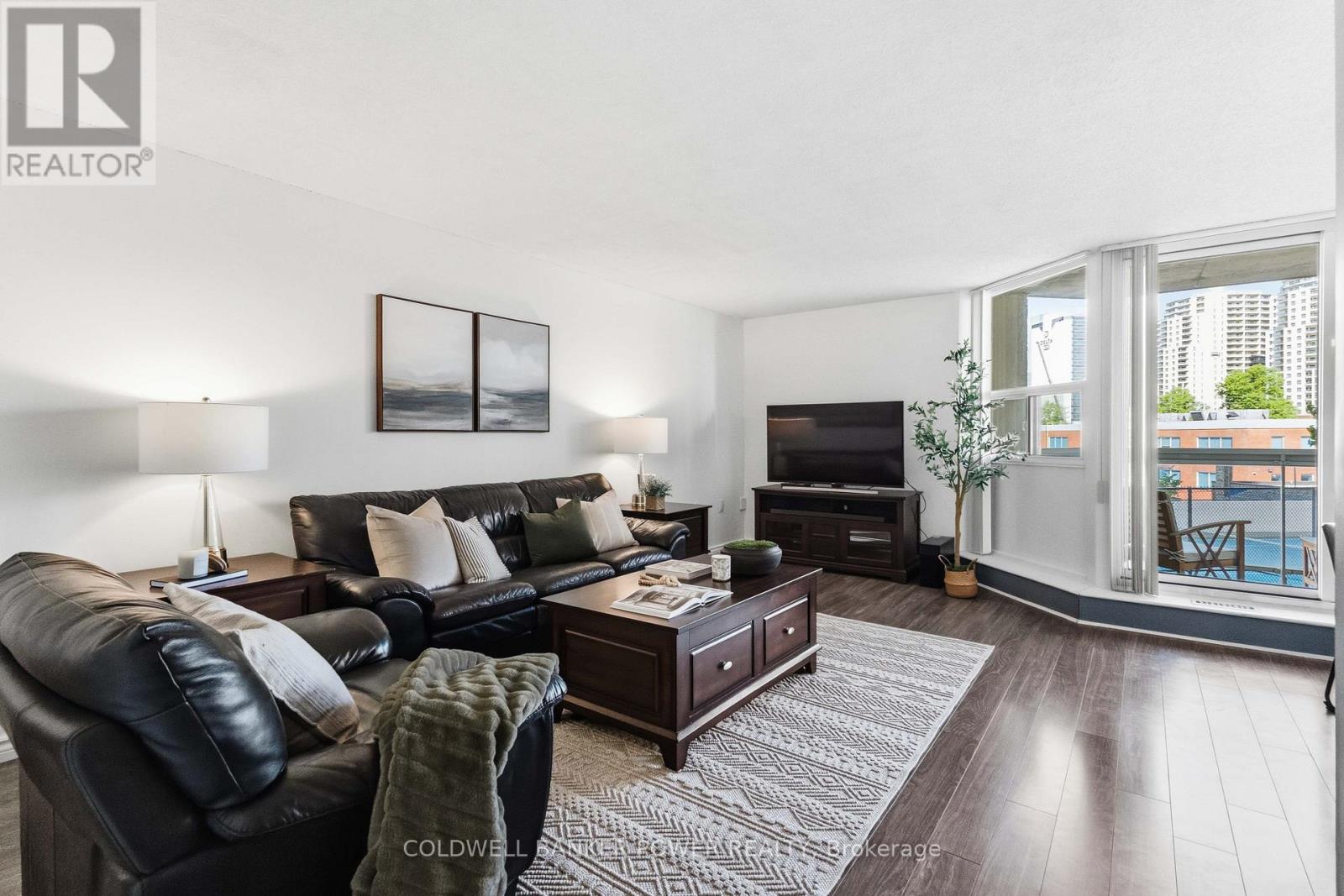 302 - 323 Colborne Street Property Photo 6