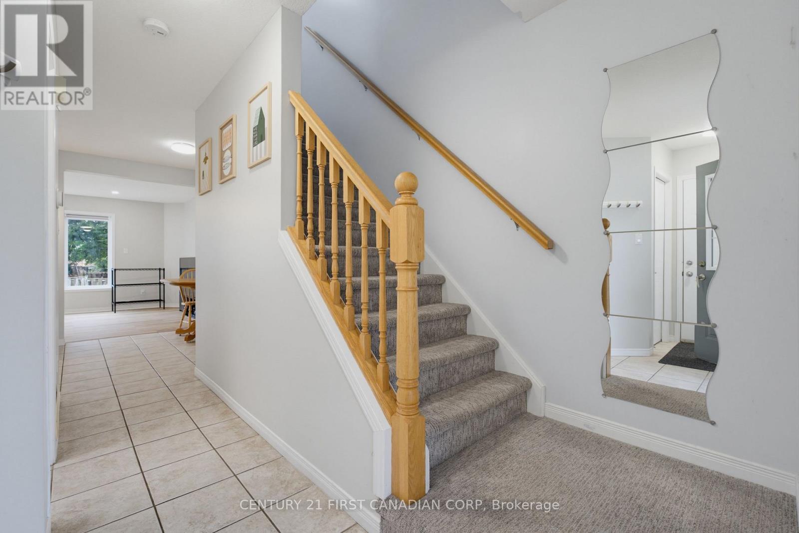 776 Silversmith Street Property Photo 4