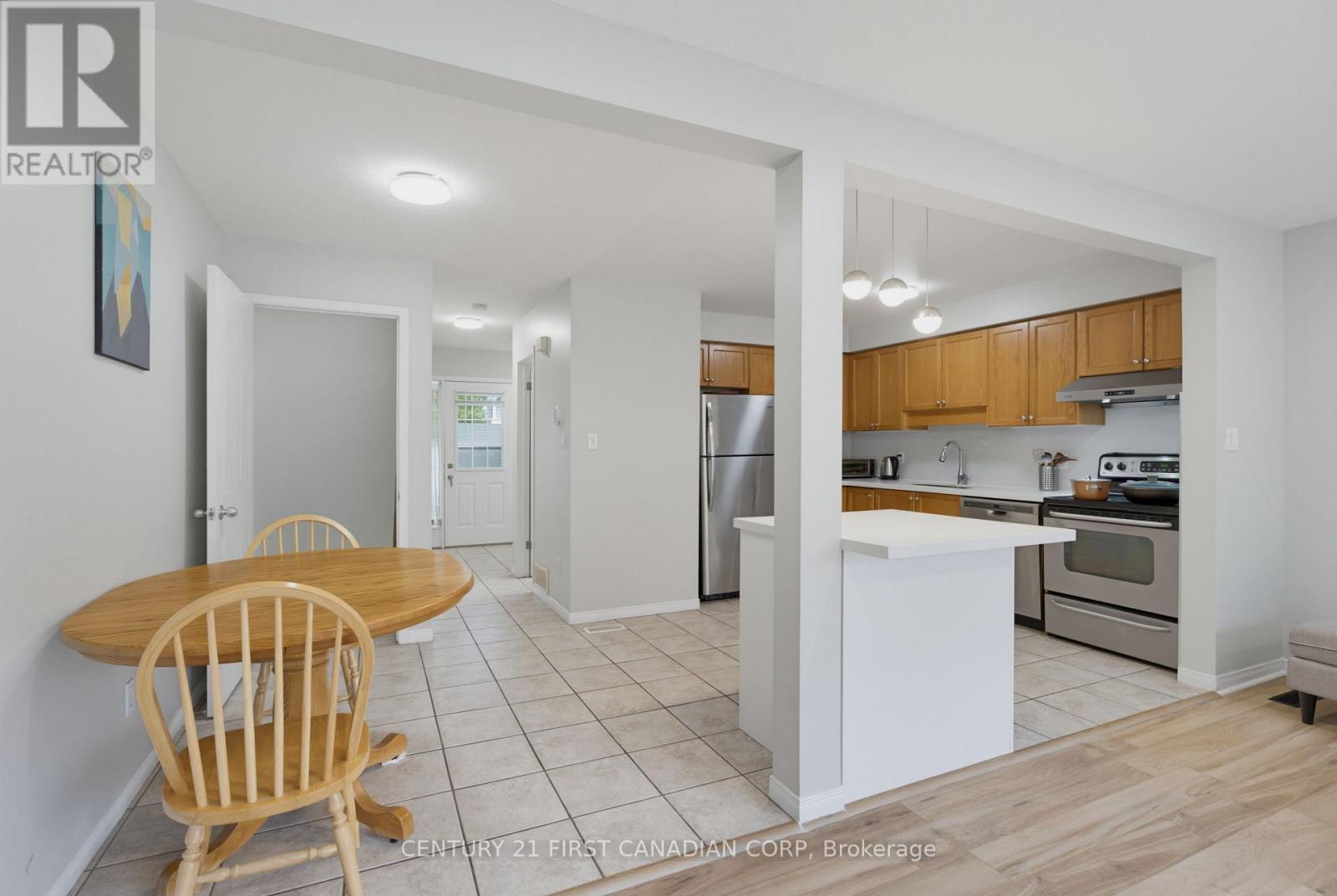 776 Silversmith Street Property Photo 11