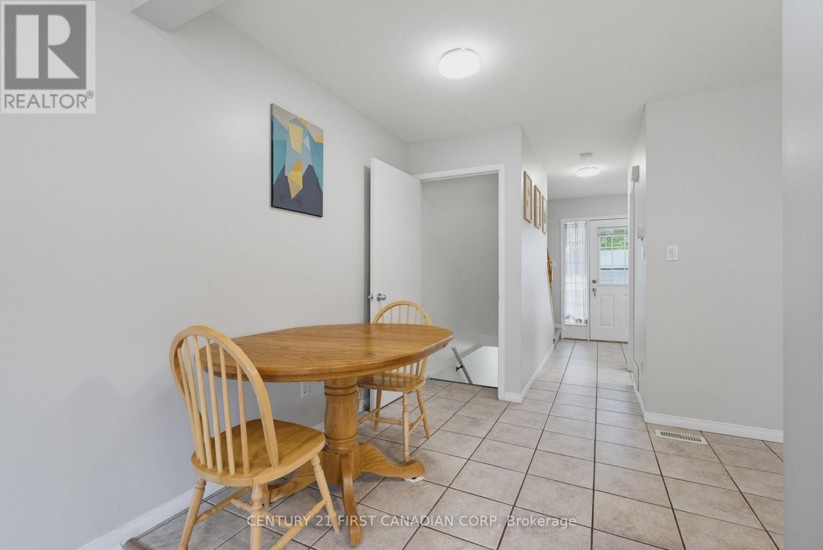 776 Silversmith Street Property Photo 12
