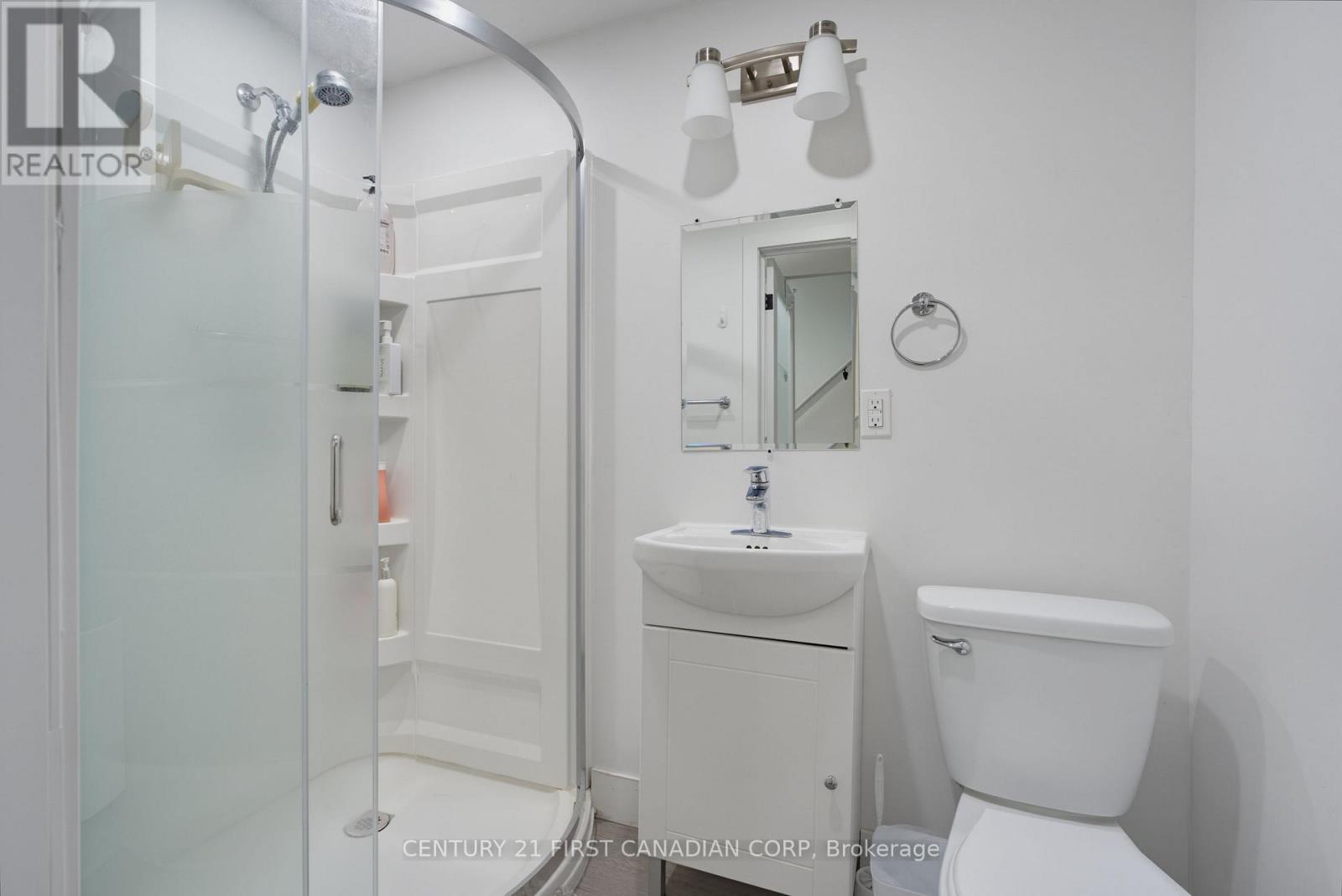 776 Silversmith Street Property Photo 31