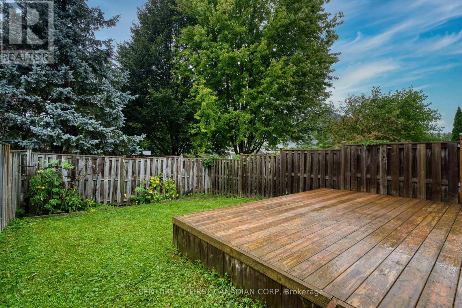 776 Silversmith Street Property Photo 35