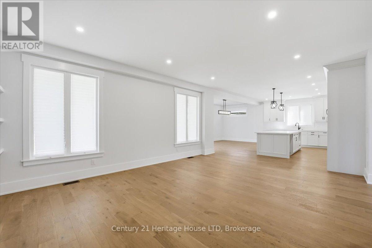 2476 Colangelo Drive Property Photo 12