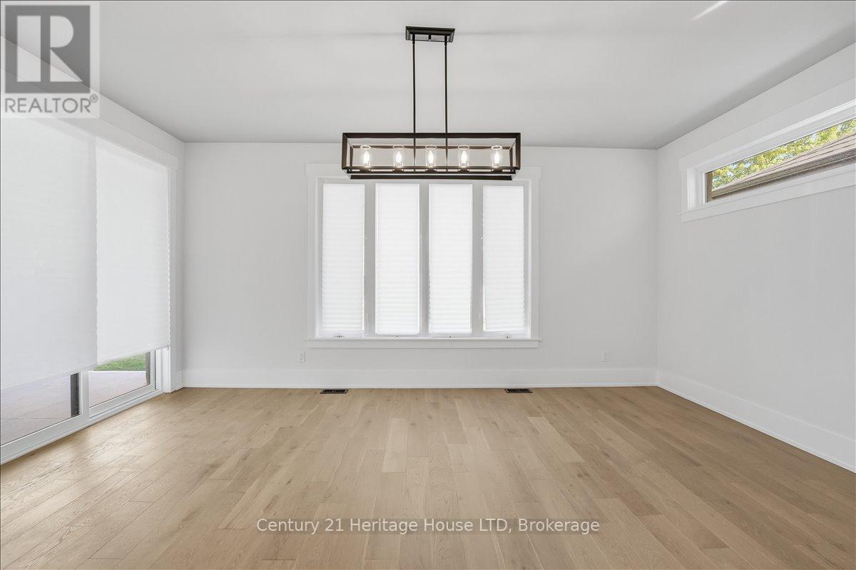2476 Colangelo Drive Property Photo 18
