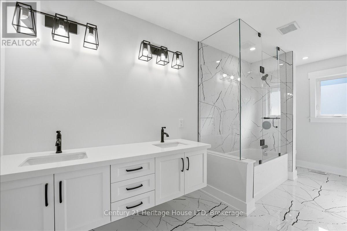 2476 Colangelo Drive Property Photo 26
