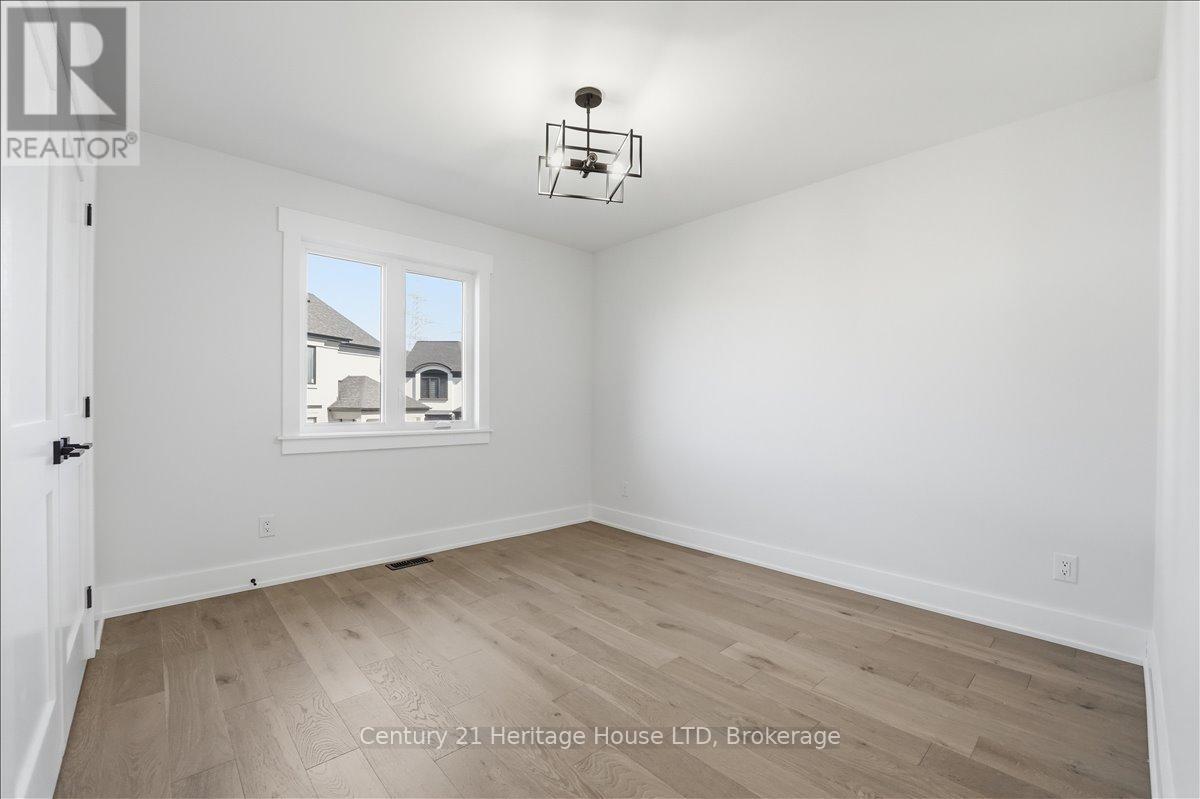 2476 Colangelo Drive Property Photo 28