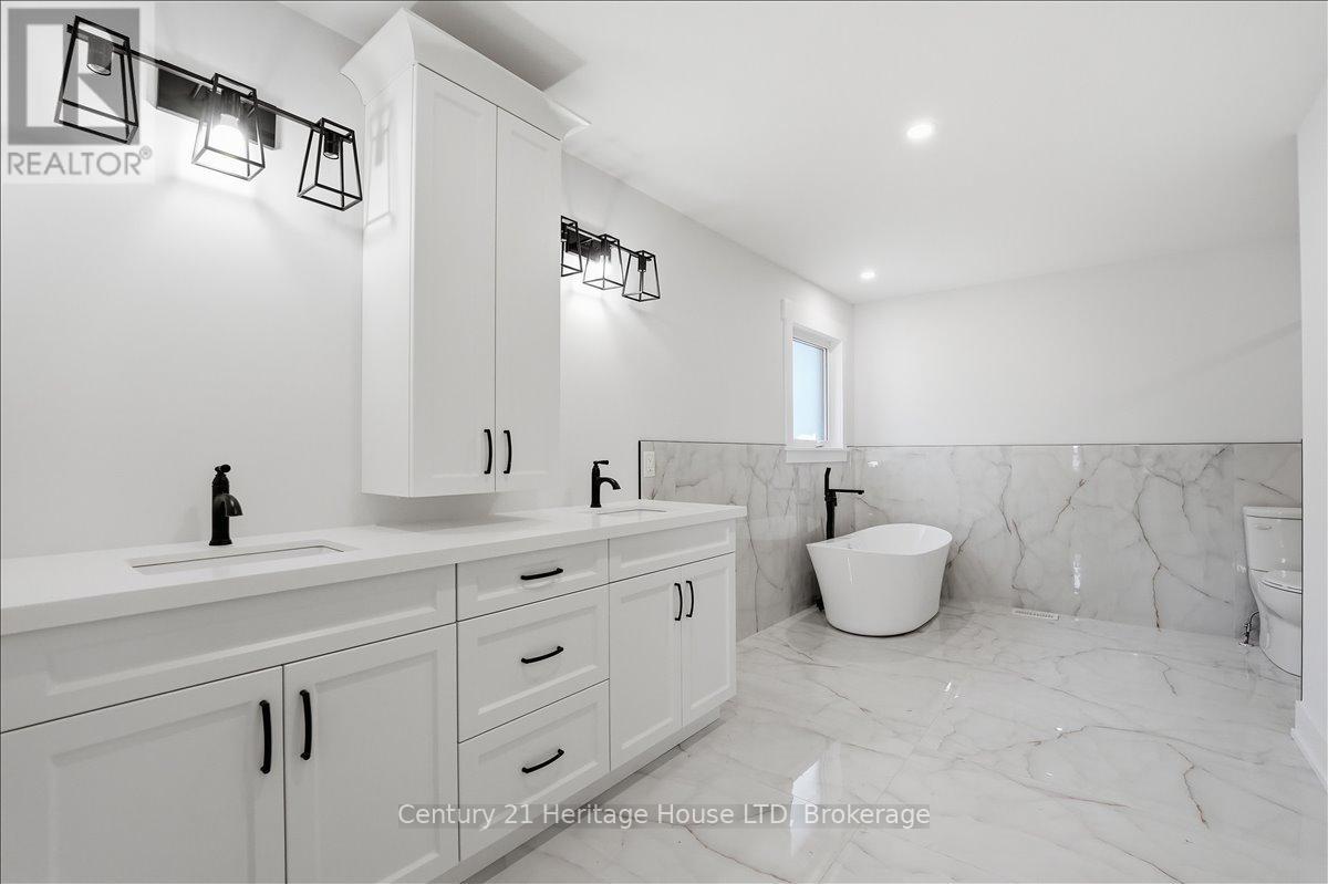2476 Colangelo Drive Property Photo 35