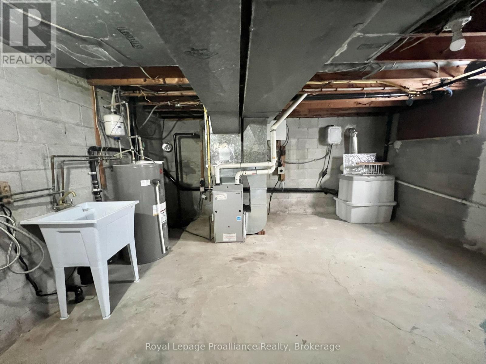 A - 148 Lester Road Property Photo 14