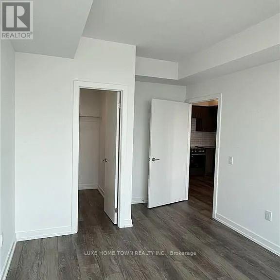 2808 - 15 Wellington Street S Property Photo 11