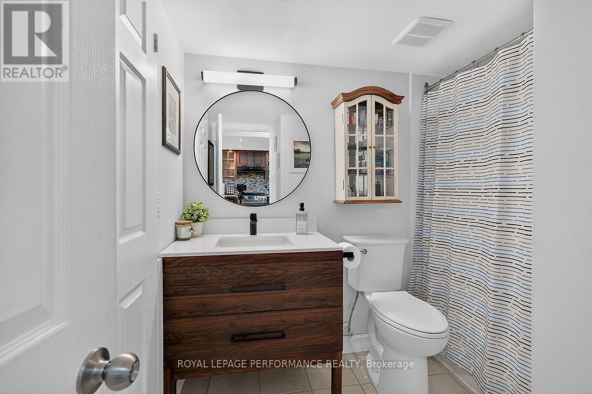 403 - 1440 Heron Road Property Photo 19