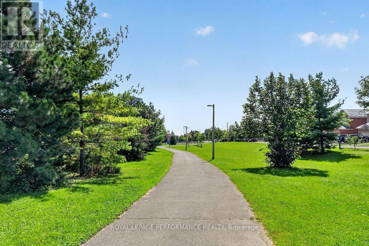 403 - 1440 Heron Road Property Photo 24
