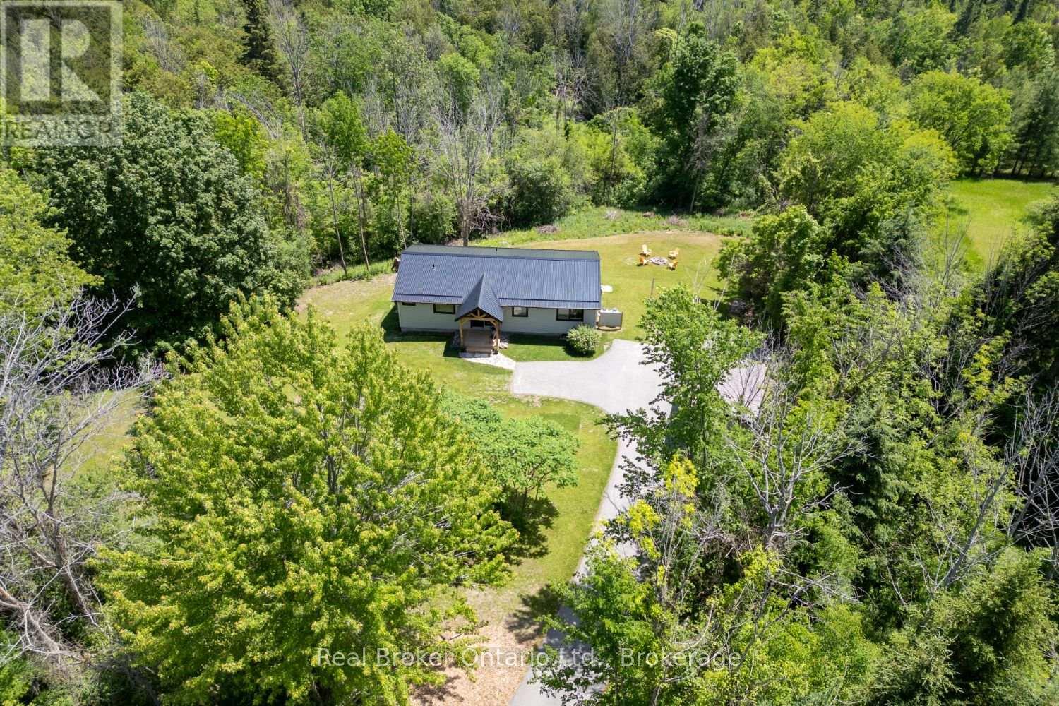 250 Silver Heights Drive Property Photo 1