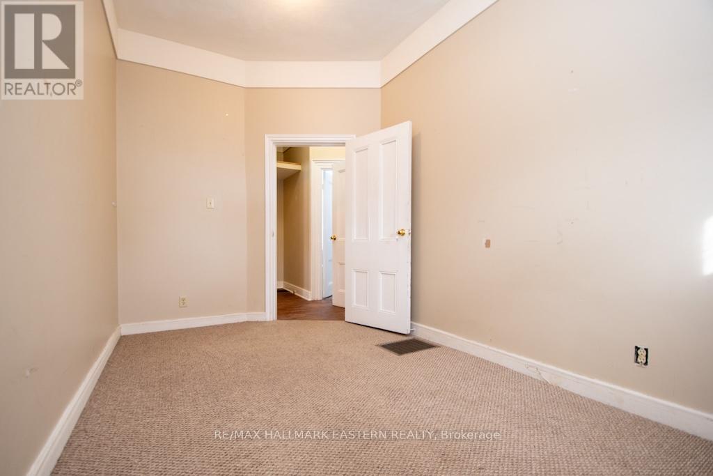 10 Hill Street Property Photo 10
