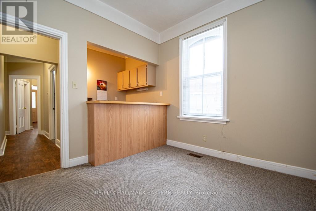 10 Hill Street Property Photo 15