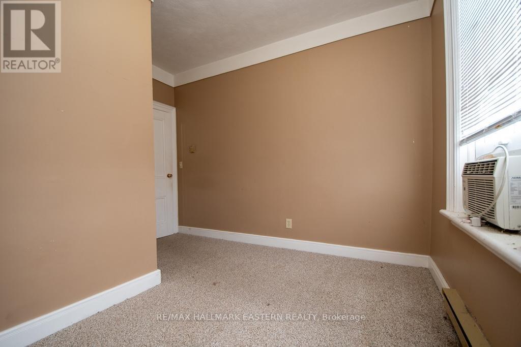 10 Hill Street Property Photo 20