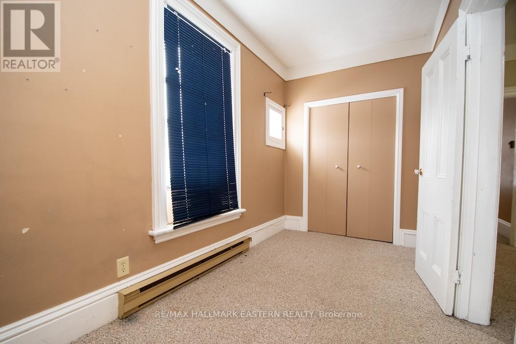 10 Hill Street Property Photo 24