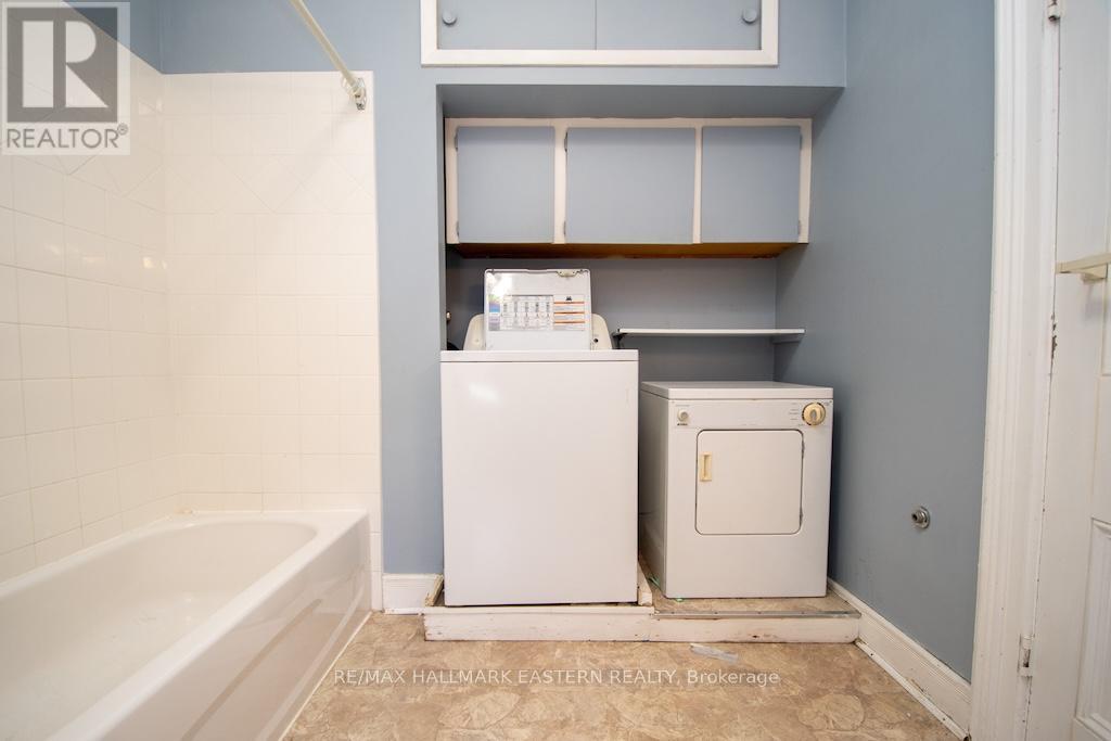 10 Hill Street Property Photo 27