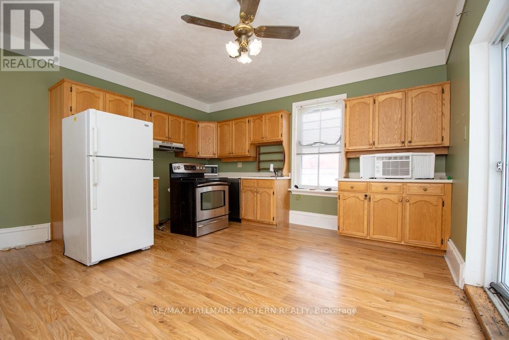 10 Hill Street Property Photo 28