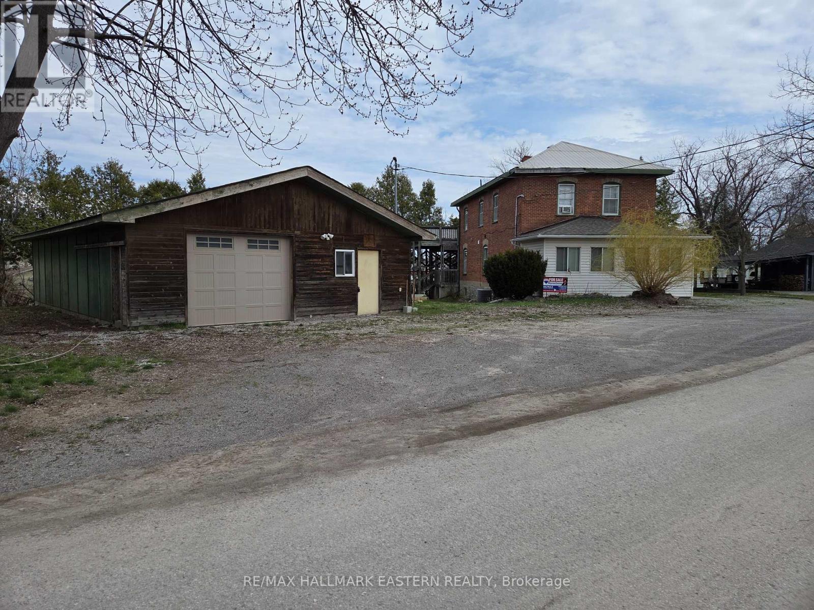 10 Hill Street Property Photo 40