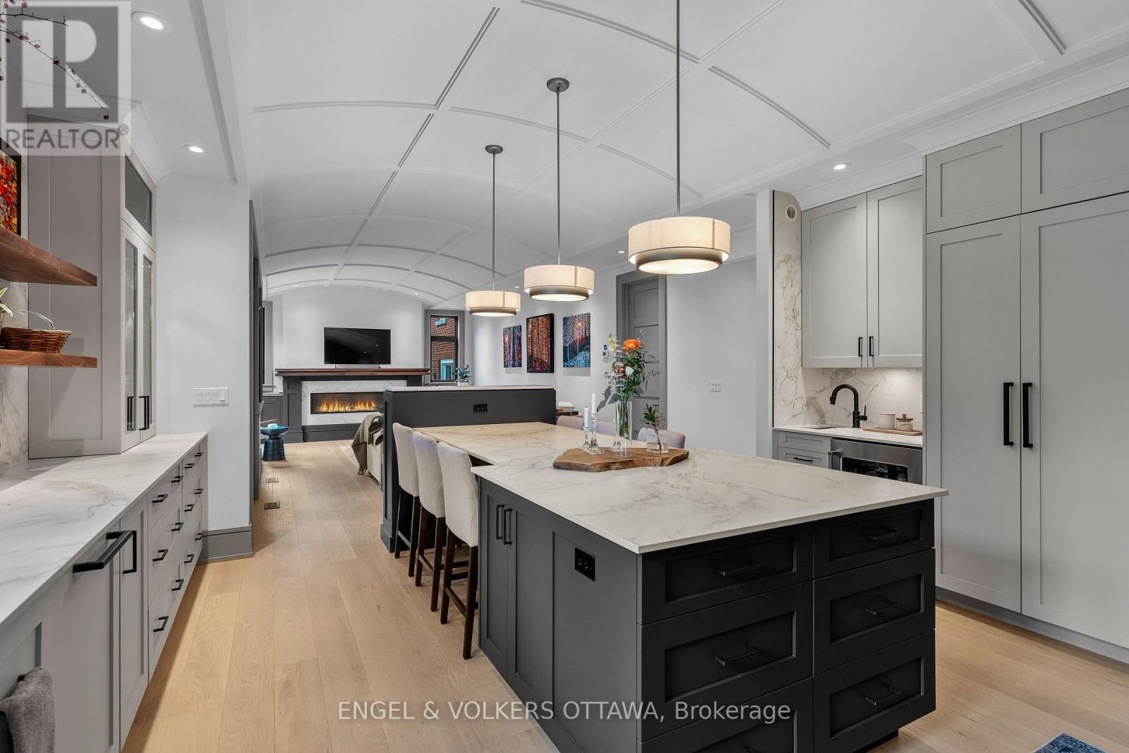 37 Clarendon Avenue Property Photo 17