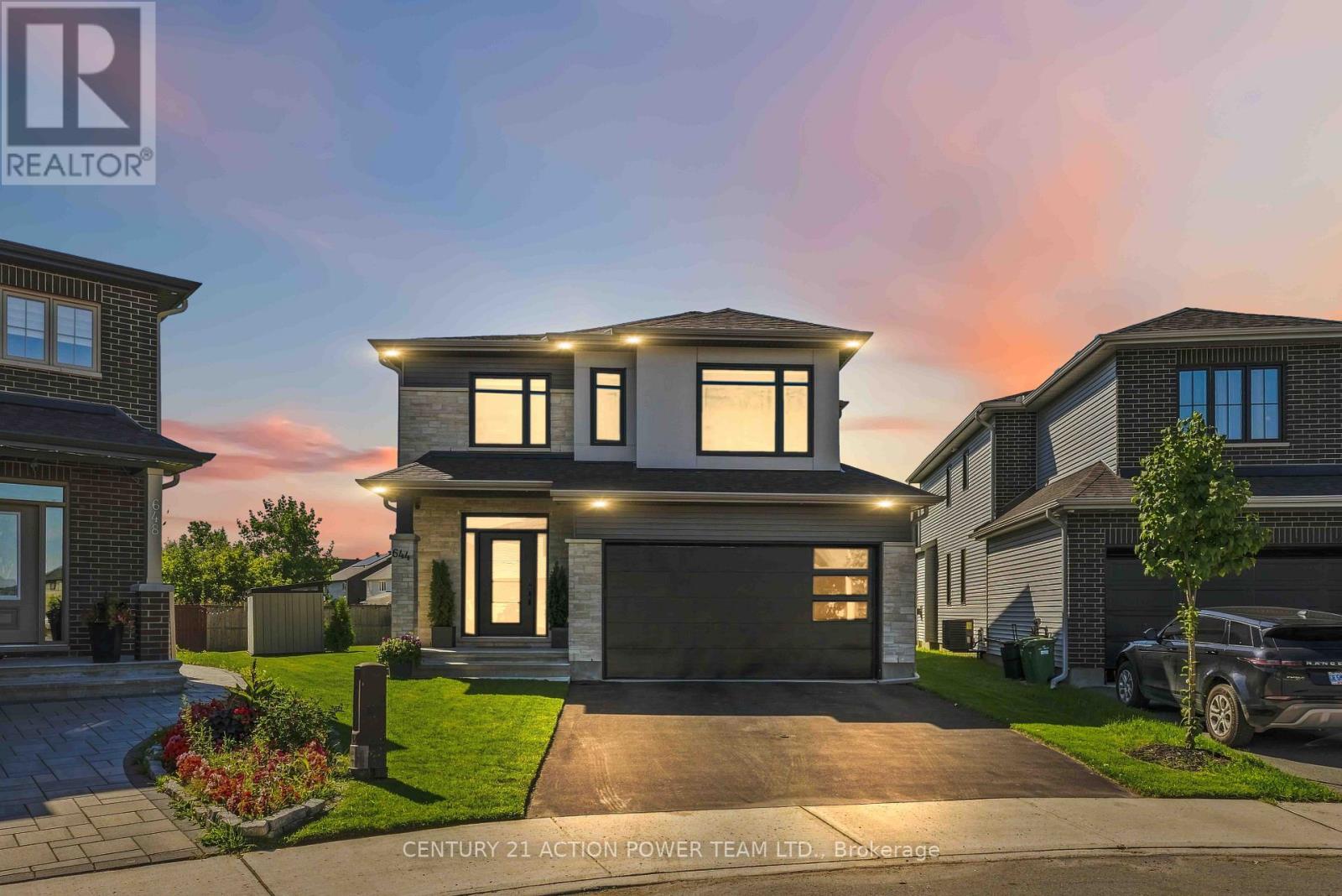 644 MOONFLOWER CRESCENT Property Photo 1