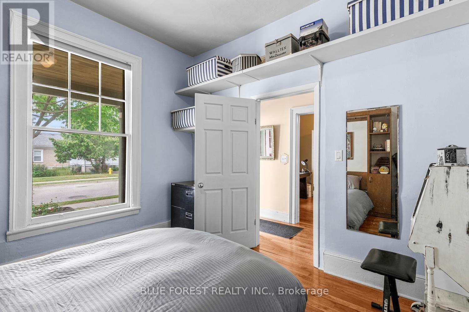 550 Elizabeth Street Property Photo 6