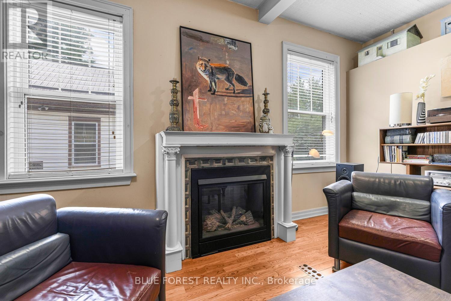 550 Elizabeth Street Property Photo 10