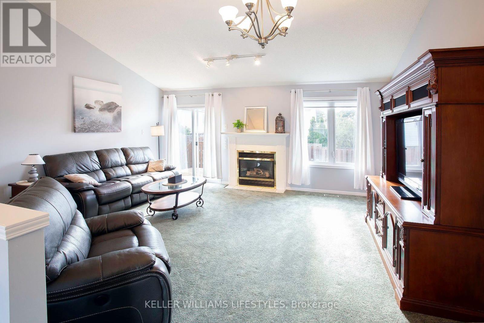 21 - 861 Shelborne Street Property Photo 8
