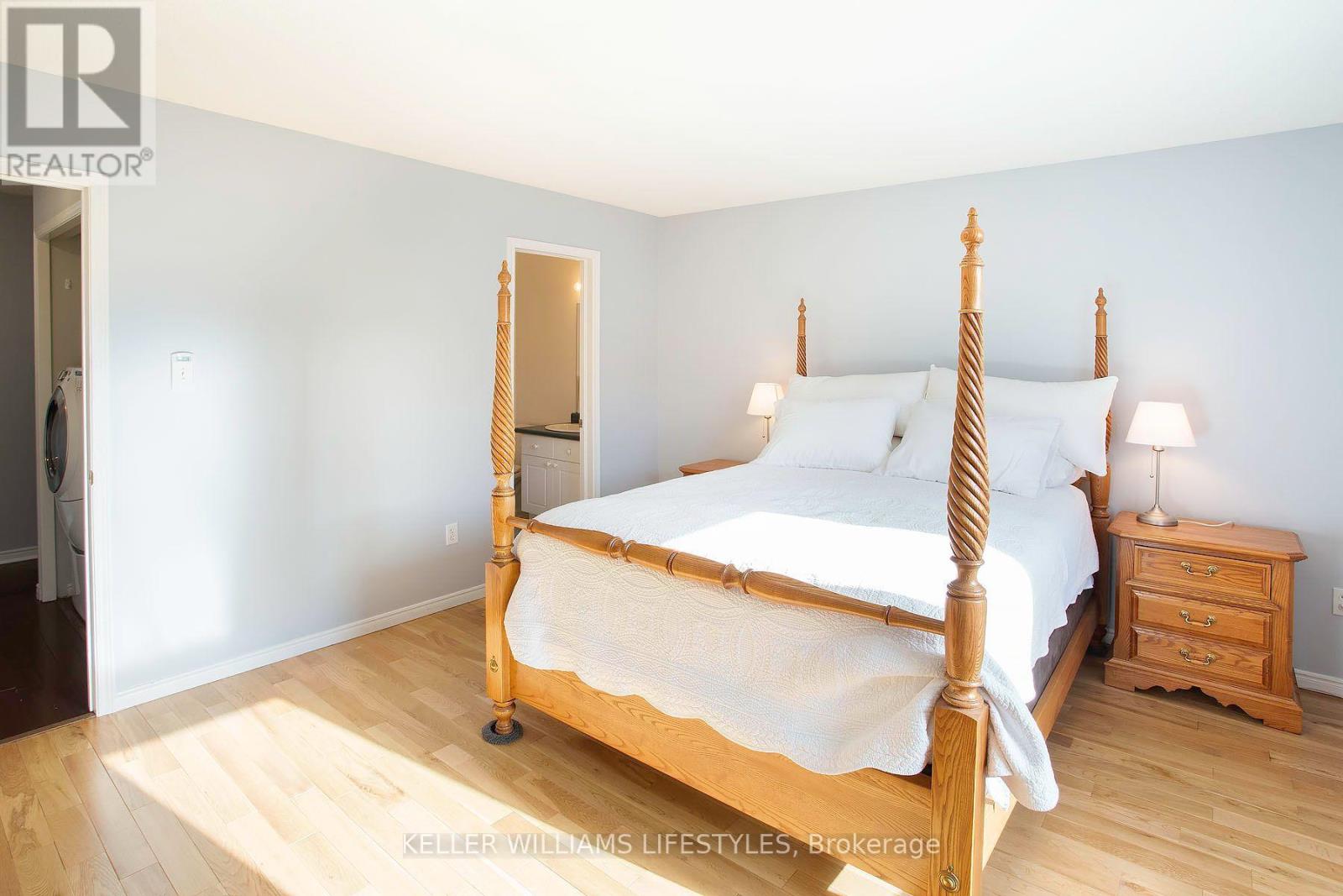 21 - 861 Shelborne Street Property Photo 14