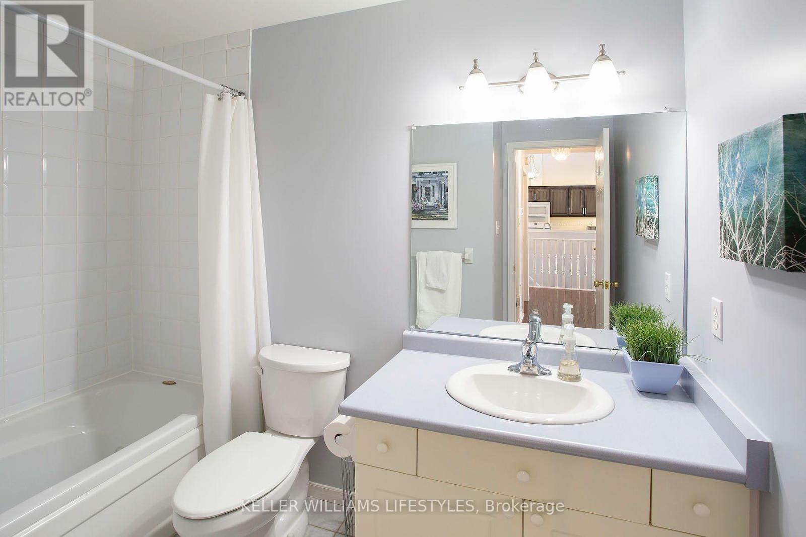 21 - 861 Shelborne Street Property Photo 20