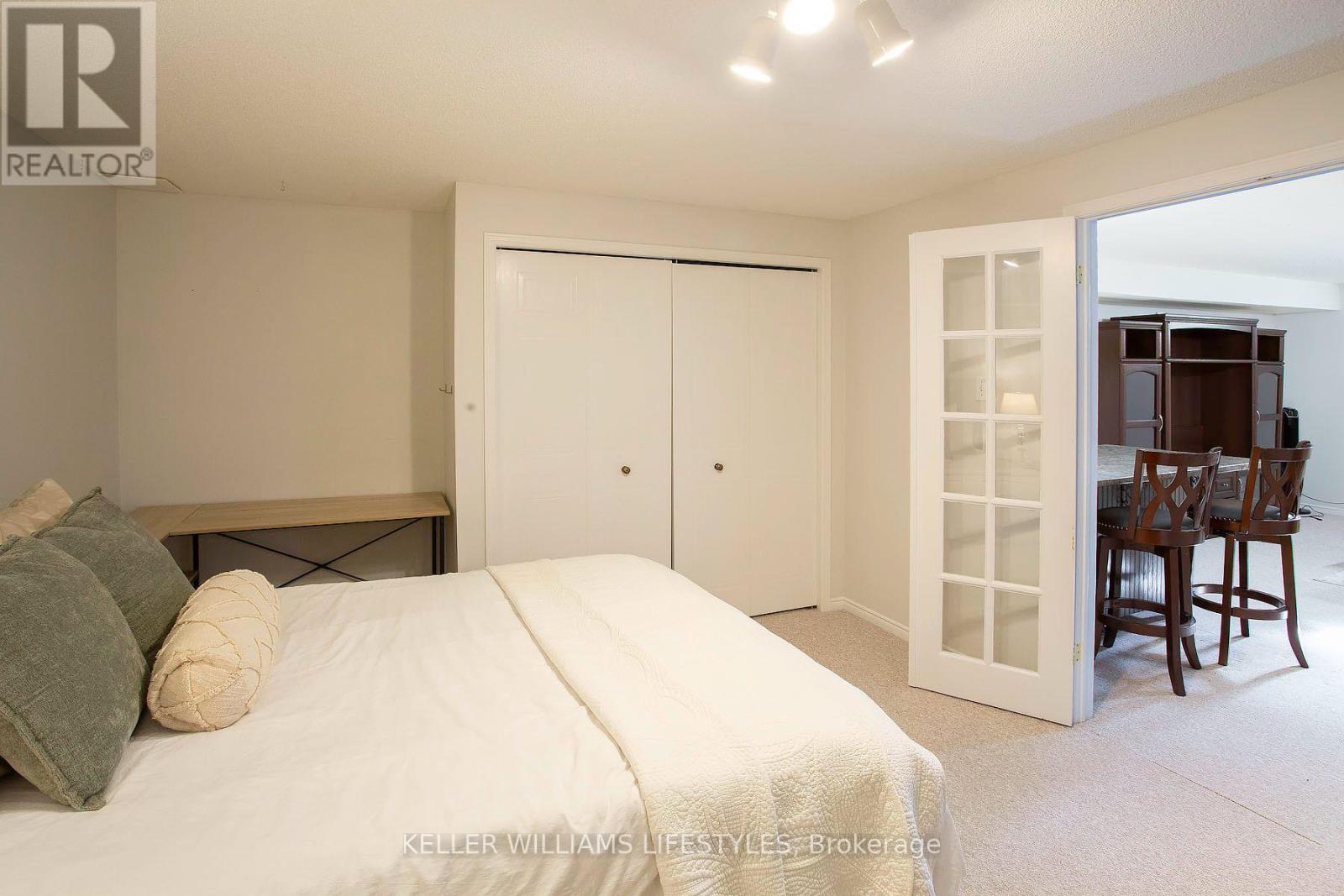 21 - 861 Shelborne Street Property Photo 26