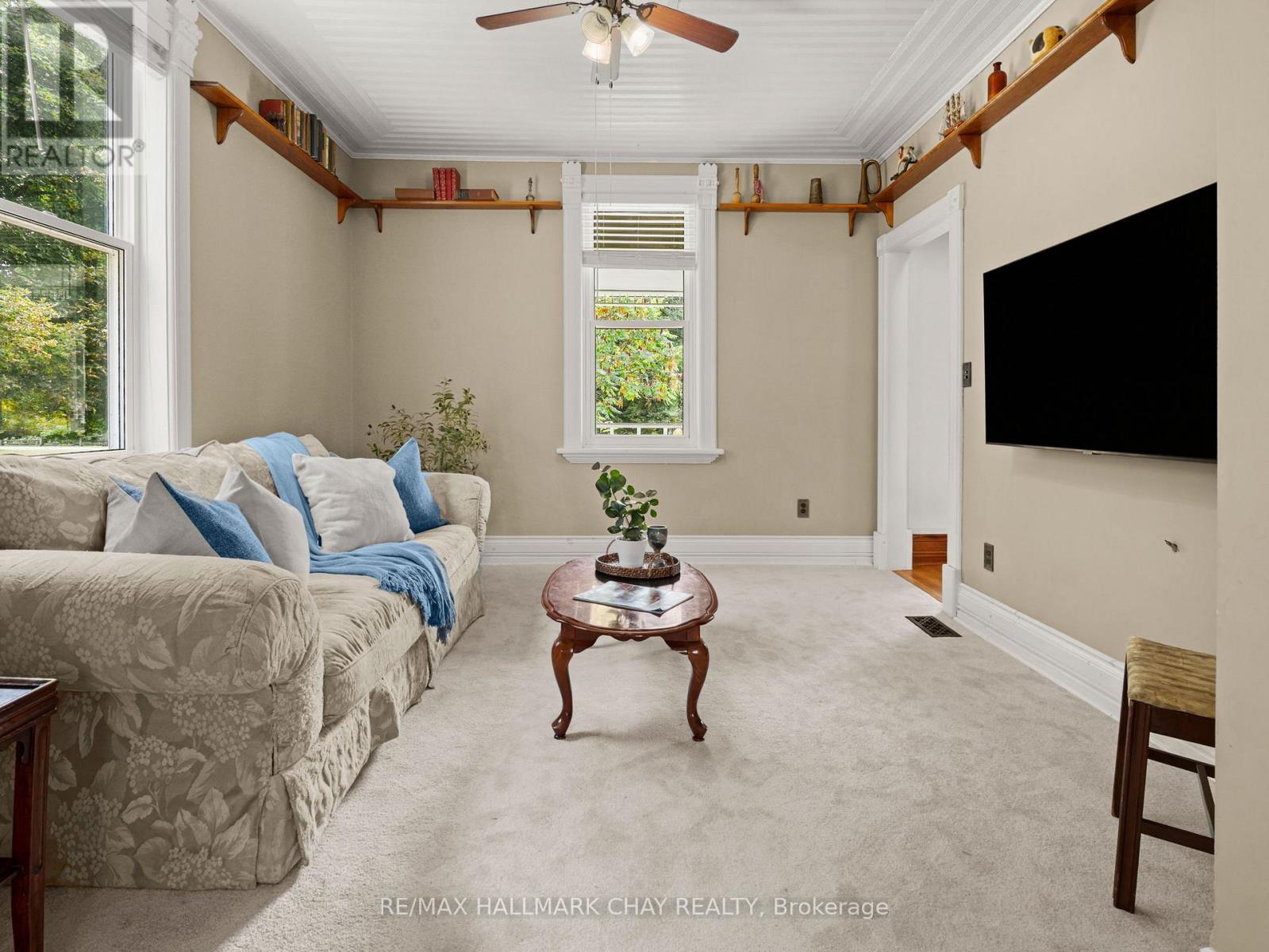 347357 15 Side Road Property Photo 16
