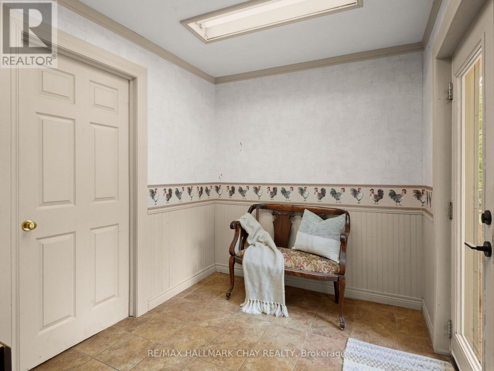 347357 15 Side Road Property Photo 20