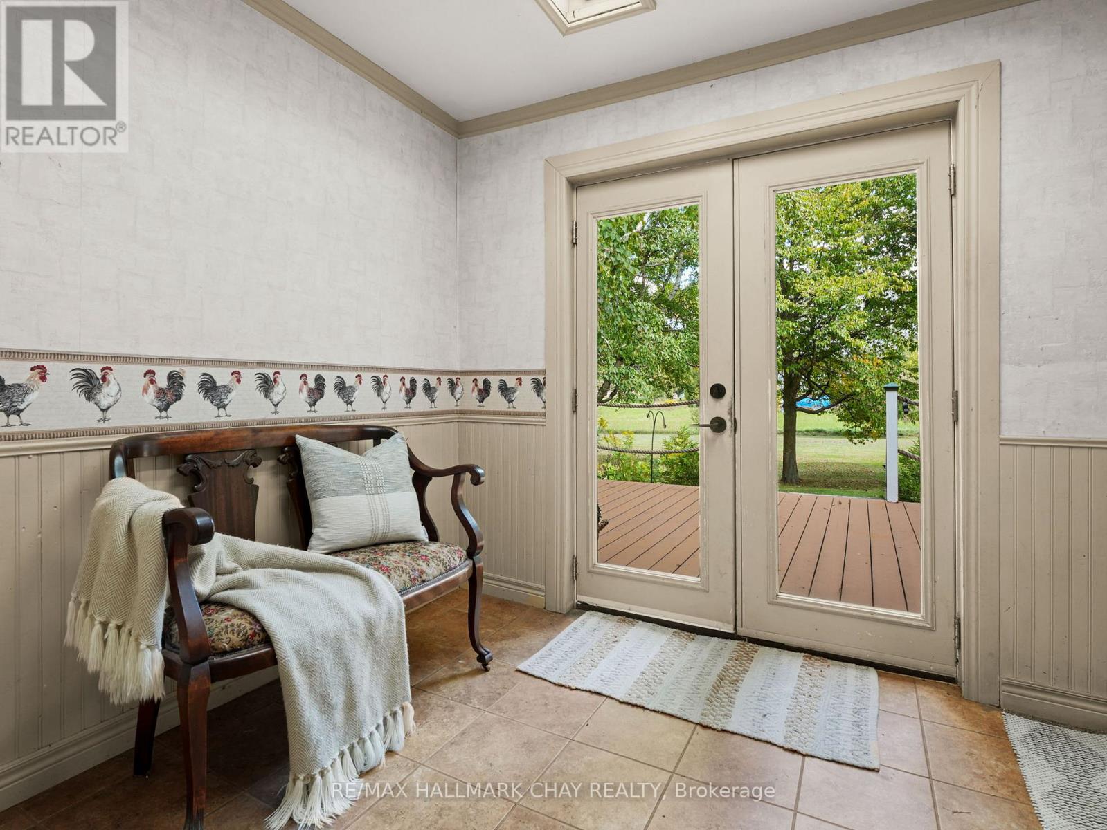 347357 15 Side Road Property Photo 21