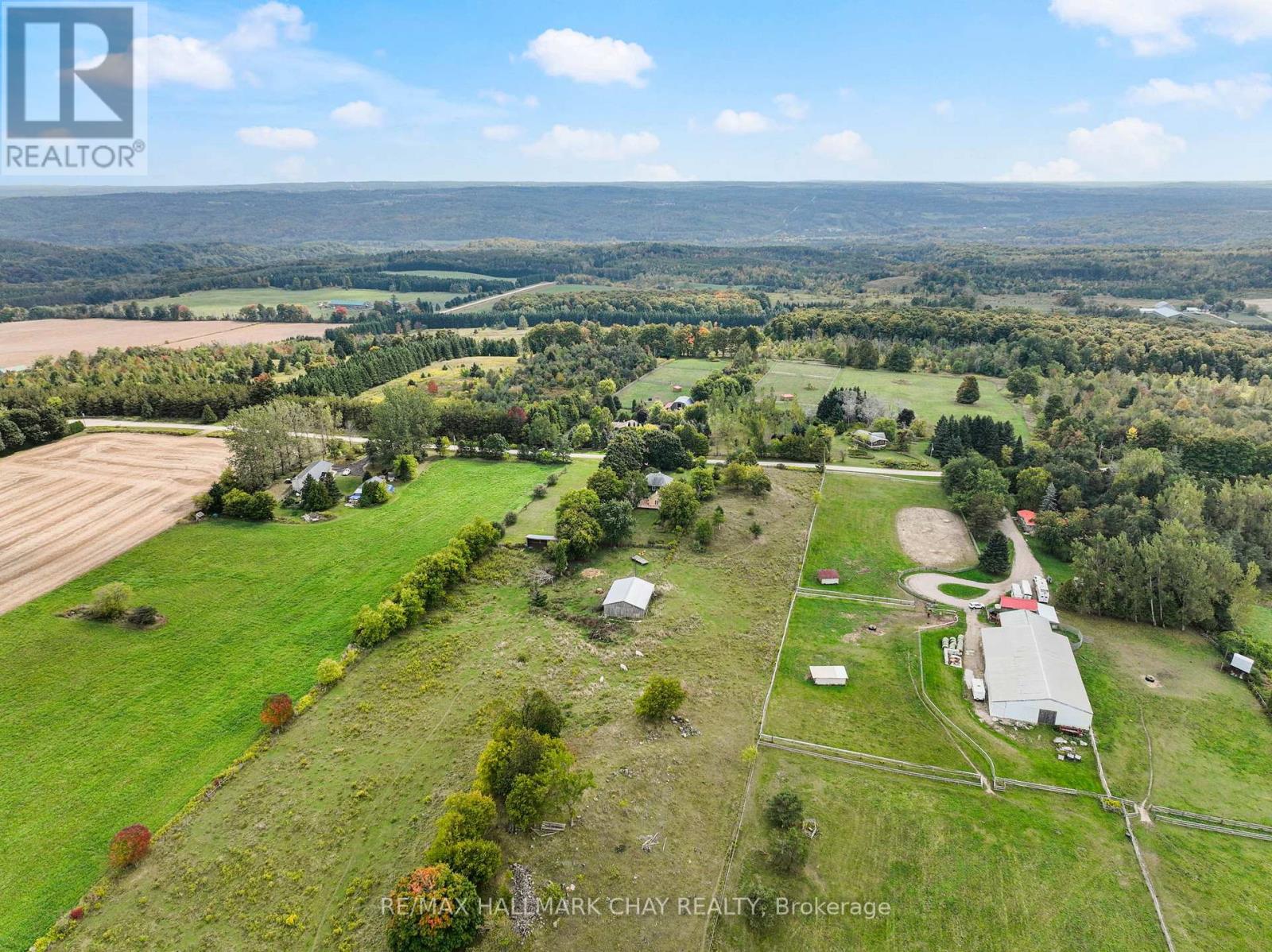 347357 15 Side Road Property Photo 37