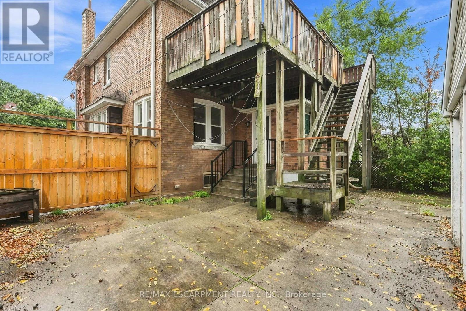 63 Melrose Avenue S Property Photo 45